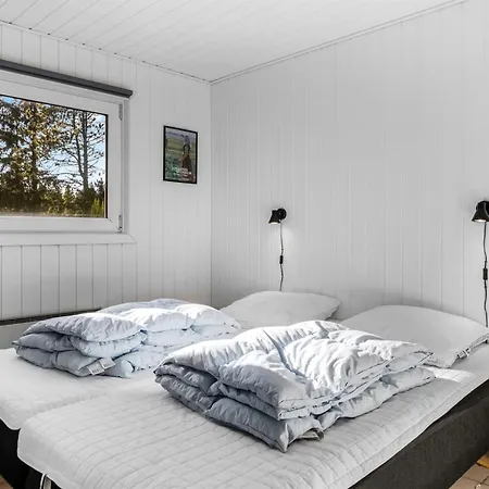 Arnold - 3-3km From The Sea In Western Jutland By Interhome *