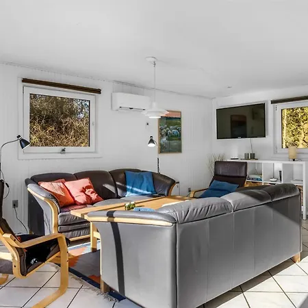 Dom wakacyjny Arnold - 3-3km From The Sea By Interhome Molby